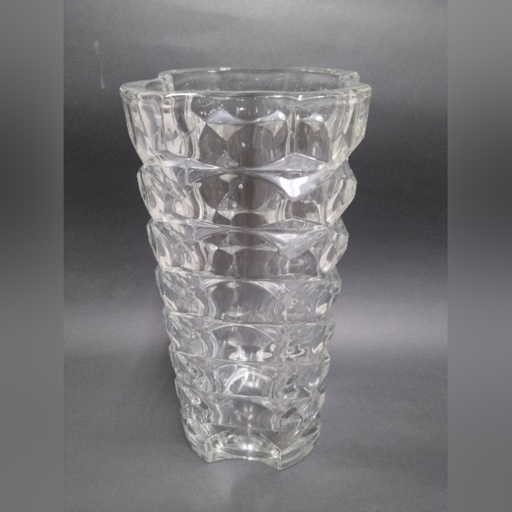 Luminarc France Verrerie o'Arques Crystal Vase 10" tall 1970s